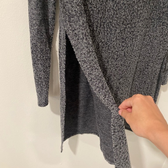 Long sleep shirt with slits in the side! Perfect for wearing with leggings. - Picture 2 of 4